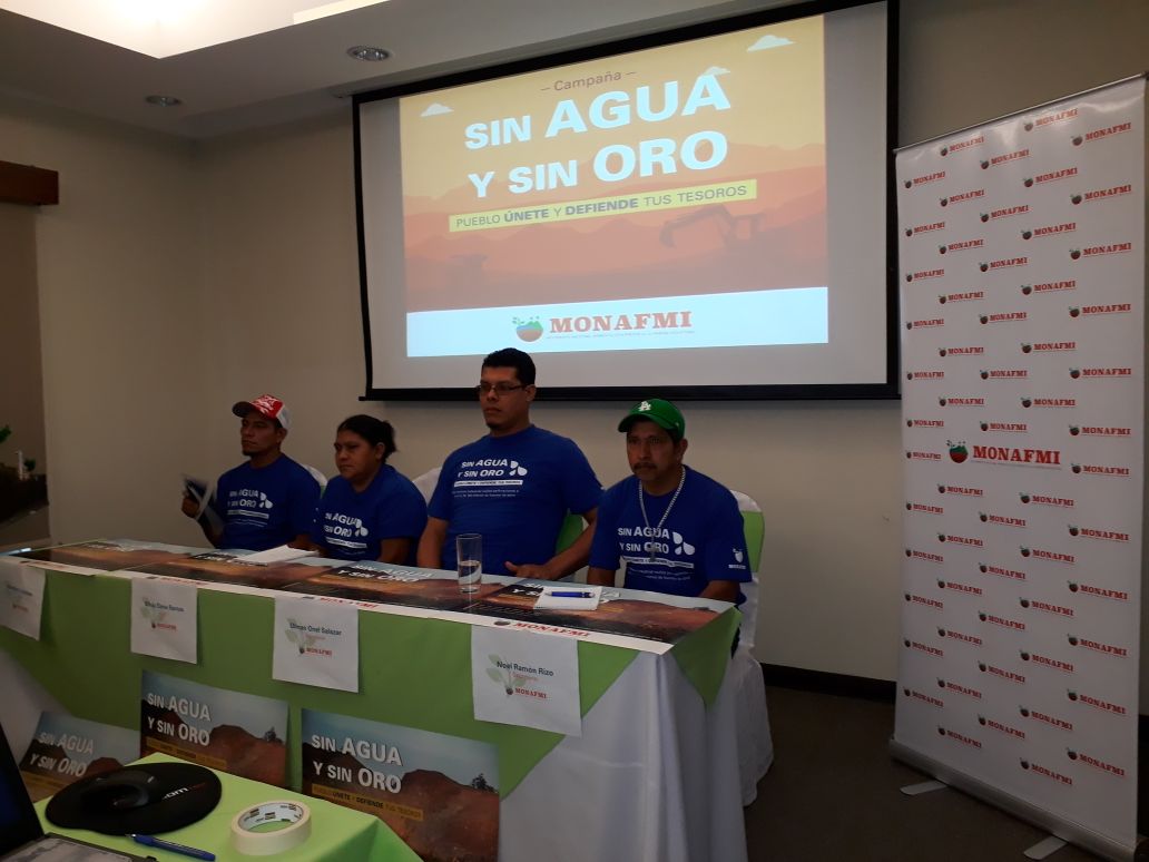 Movimiento antiminería critica al gobierno de Ortega por entregar a manos llenas concesiones mineres a empresas transnacionales.