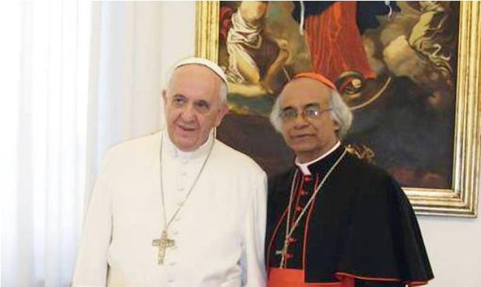 Cardenal Leopoldo Brenes junto al Papa Francisco. Foto: El Nuevo Diario