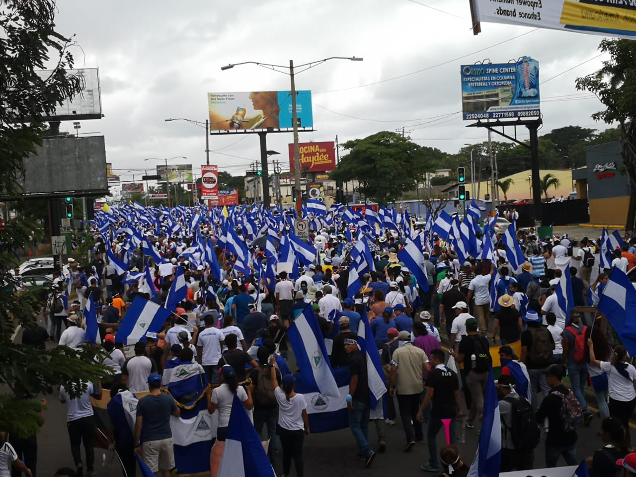 Marcha «Juntos somos un volcán» da inicio a tres días de protesta contra el régimen de Ortega. Foto: Artículo66