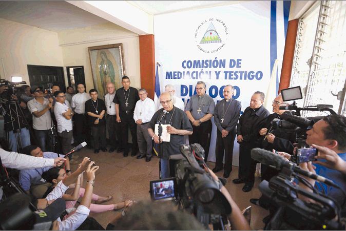 Obispos reanudarán el Diálogo Nacional pese al ataque de las turbas paramilitares del orteguismo. Foto: Diario Hoy