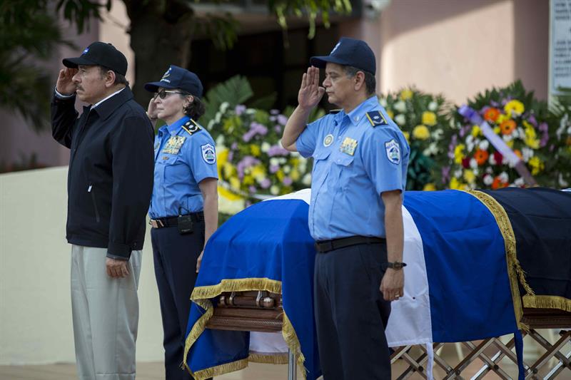 Ortega oficializa retiro de Aminta Granera y nombran a Francisco Díaz como nuevo director de la Policía. Foto: La Prensa