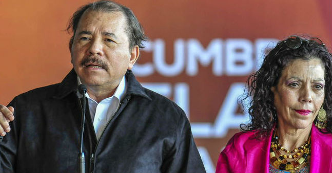 Daniel Ortega va sobre canales de televisión de su exsocio, Ángel González