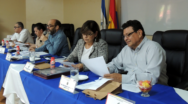 Autoridades de la UNAN-Managua se mantienen ilegalmente en sus cargos que no pudieron reelegir por la toma del recinto. Foto: Tomada de la UNAN.