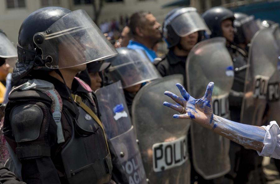 Policía orteguista prohíbe marcha azul y blanco a realizarse este domingo. Foto/END