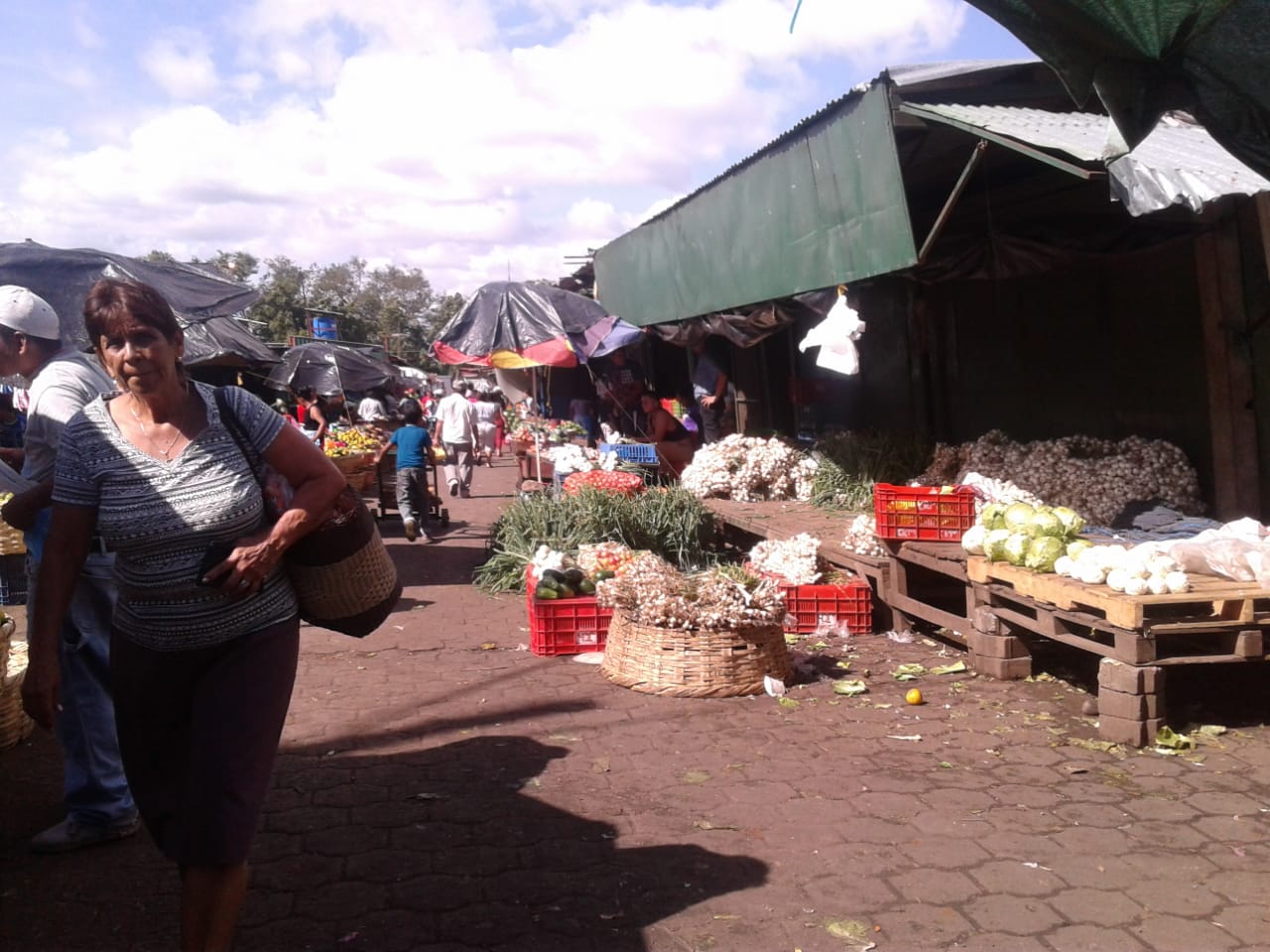 Alimentos más caros en Masaya y los compradores no llegan por falta de dinero. Foto: N. Miranda / Artículo 66