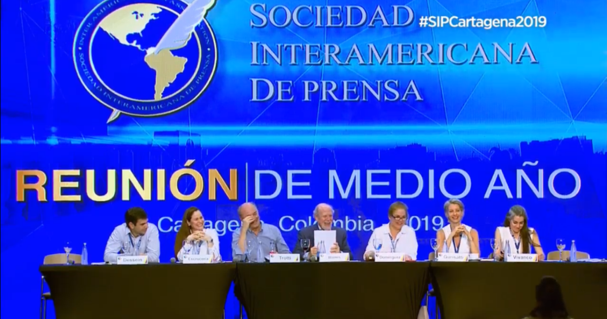 SIP exige libertad de los periodistas Miguel Mora y Lucía Pineda y libertad de prensa