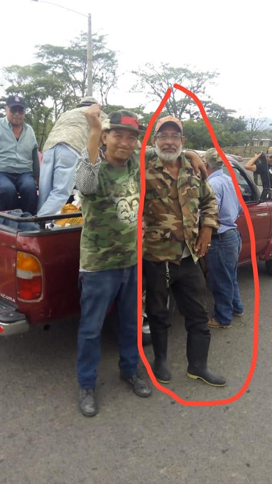 En el círculo, el sujeto Rodolfo Aguilar Castro, de 58 años (alias Barba Roja o Barrabás), que en Matagalpa está plenamente identificado como paramilitar, quine murió abatido durante enfrentamiento entre delincuentes por un problema de tierras en el Caribe Norte.