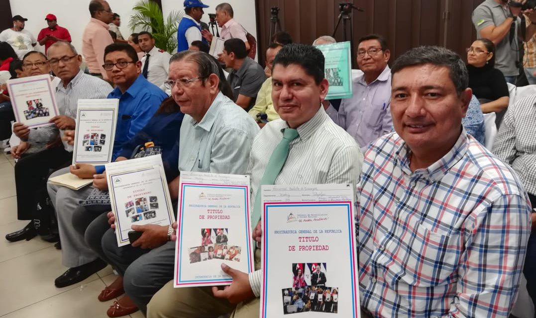 Dictadura premia con 67 títulos de propiedad a pastores evangélicos aliados de su régimen. Foto: El 19 Digital