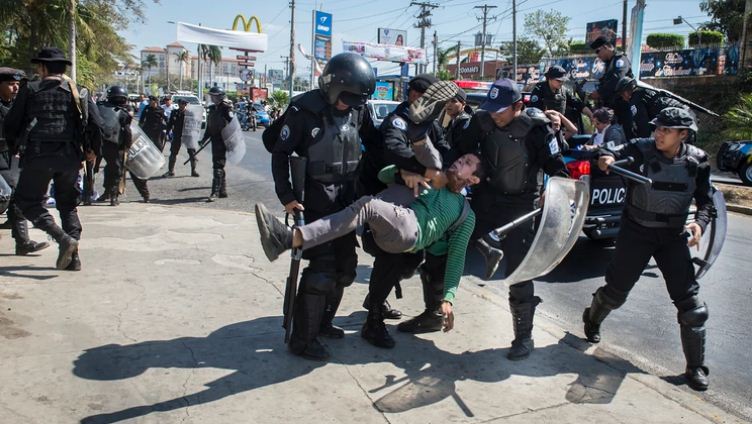 Daniel Ortega saco a sus oficiales de los cuarteles para reprimir a los nicaragüenses. Foto: Cortesía