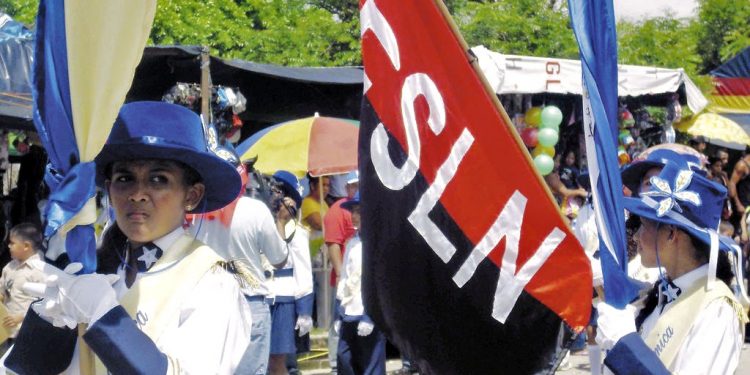 Gobierno de Nicaragua obligará a estudiantes a marchar por el Día Nacional de la Alfabetización sin importarle el riesgo por el Covid-19. Foto: La Prensa
