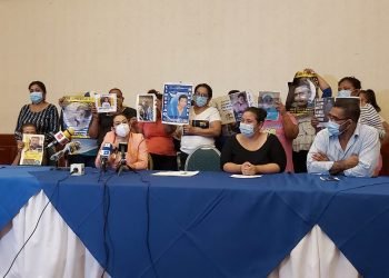 Familiares de presos políticos exigen a la OEA que frene la «tregua» a Ortega y lo declare «ilegítimo». Foto: Artículo 66