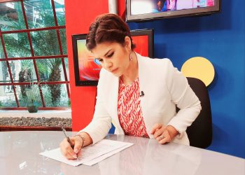 Aminta Ramírez se retira de Canal 10 para lanzarse a la política con Alfredo César. Foto: RRSS.