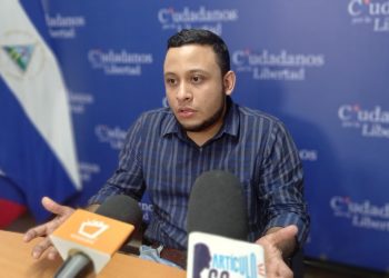 Jasson Salazar renuncia a su cargo de secretario ejecutivo por la Alianza Cívica. Foto: Artículo 66 / Noel Miranda