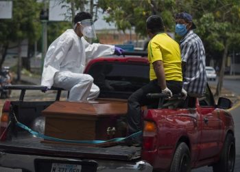 Doctor Leonel Argüello: «En Nicaragua tenemos un desastre sanitario, económico y social con la COVID-19». Foto: Artículo 66/EFE