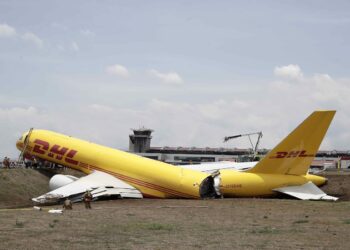 Avión de carga sufre un accidente en el aeropuerto de Costa Rica