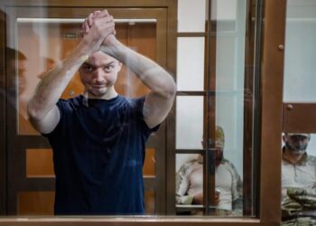 Fiscalía rusa pide 24 años de cárcel para periodista acusado de traición