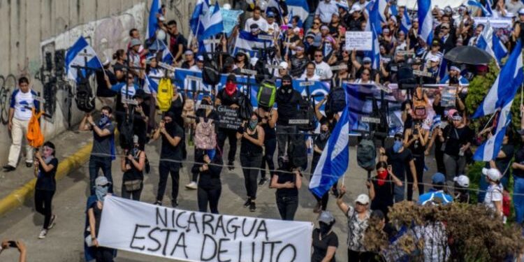 Managua, Nicaragua 30 de Mayo del 2018. Poblacion Nicaraguense marcha en honor a las madres de los caidos por la lucha contra el regimen de Daniel Ortega.FOTO/LA PRENSA/CARLOS VALLE.
