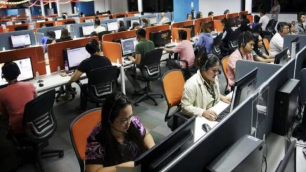 Young people see opportunities to study or work in Nicaragua "darkening"