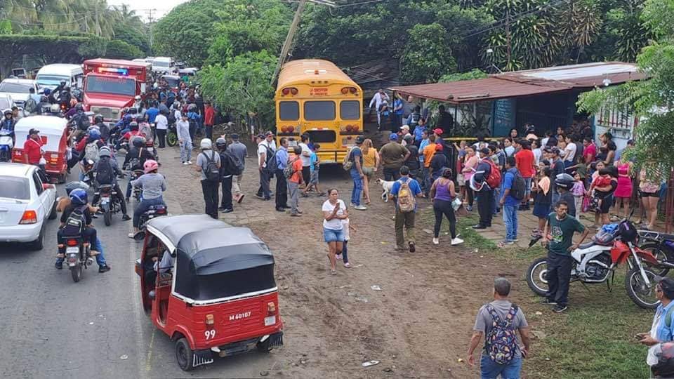 Bus without brakes causes multiple collisions and several deaths in Ticuantepe